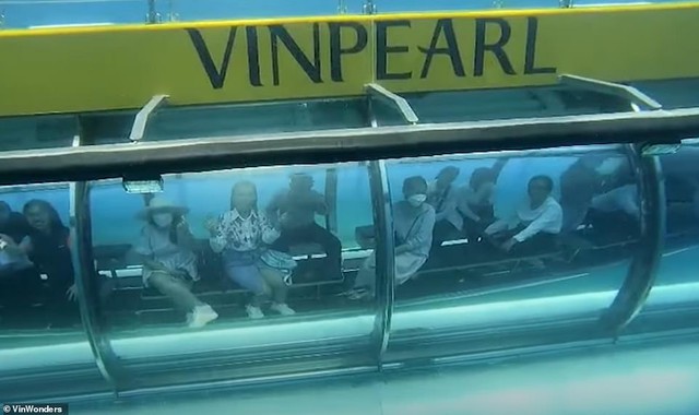 Tàu lặn Vinpearl Submarine hoạt động ngoài khơi đảo Hòn Tre