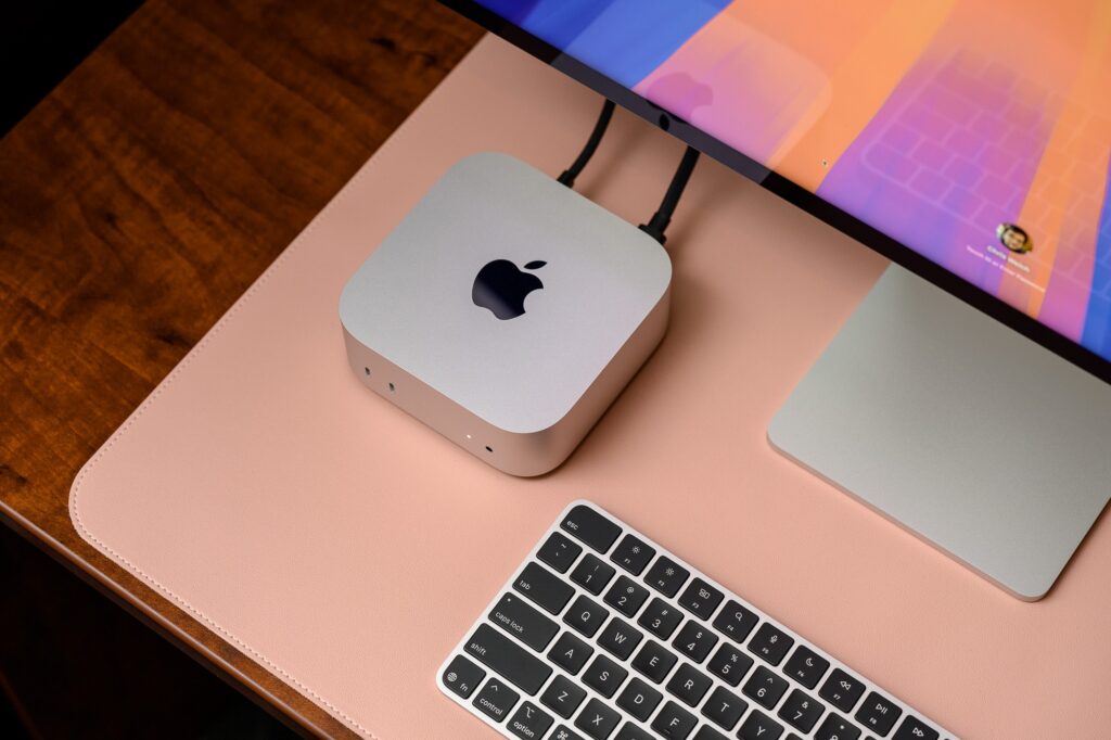 Tai nghe AirPods 5 với hộp sạc màu trắng