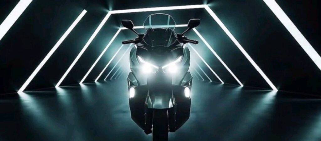 Mẫu xe tay ga thể thao TEYIN 450cc chuẩn bị xuất hiện tại triển lãm mô tô
