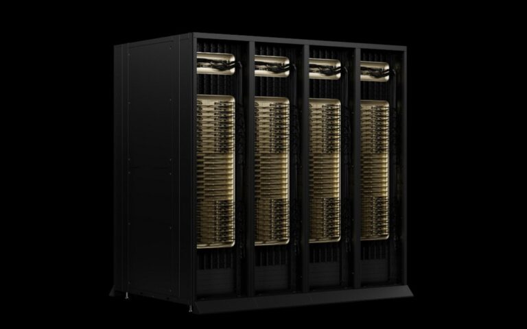 Các máy chủ AI sử dụng chip Nvidia được xếp trong trung tâm dữ liệu