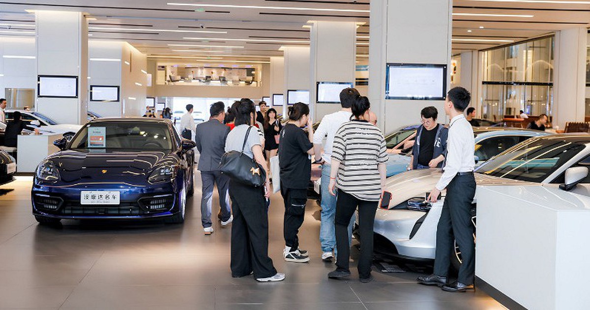 Mẫu Buick Velite 6 đã qua sử dụng được đặt mua tại Trung Quốc