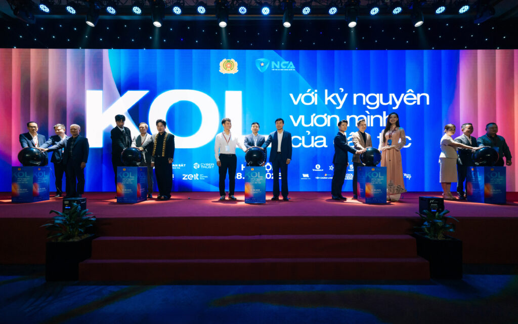 Đại diện Liên minh Niềm tin số tại lễ ra mắt
