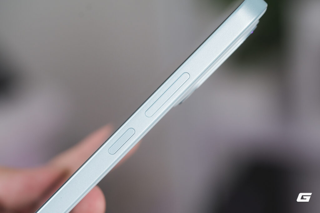 Viên pin dung lượng 7.700mAh bên trong REDMI Note 17 4G