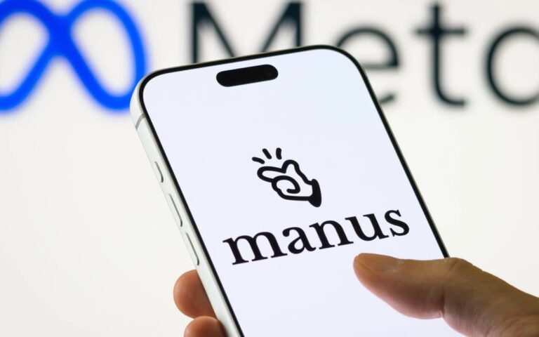 Giao diện trợ lý AI Manus đang xử lý một nhiệm vụ tự động