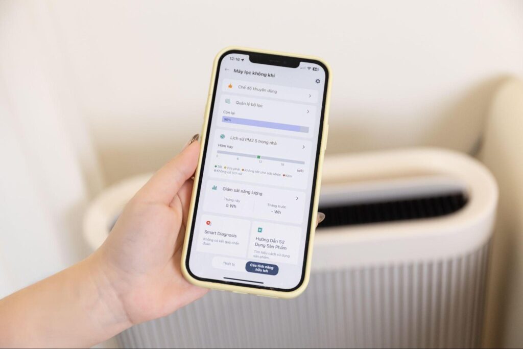Giao diện ứng dụng LG ThinQ theo dõi máy lọc không khí trên smartphone