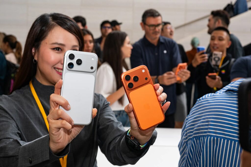 Ảnh minh họa iPhone 18 Pro và iPhone 18 Pro Max