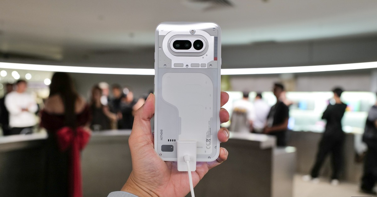 Nothing giới thiệu bộ đôi điện thoại Phone (4a) Series tại sự kiện ở Việt Nam
