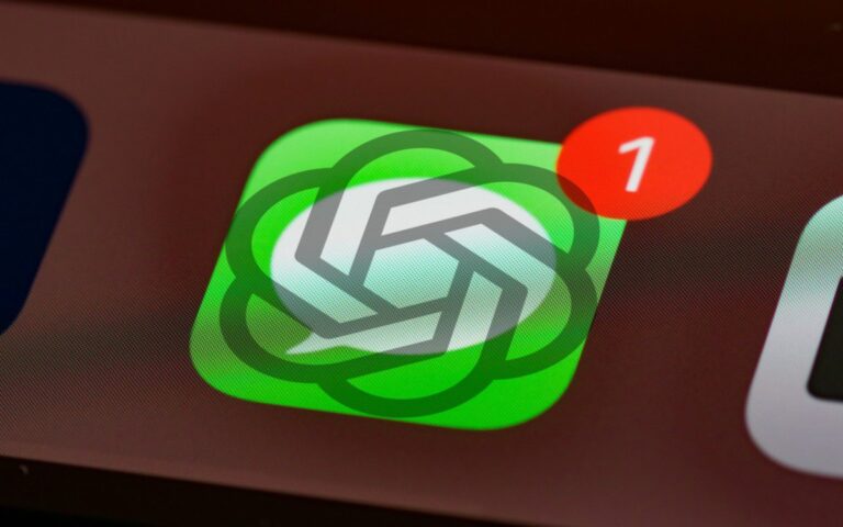 Giao diện ChatGPT trên máy Mac kết nối với ứng dụng Messages