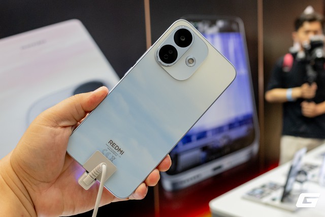 Viên pin dung lượng lớn bên trong REDMI Note 17 Pro Max 5G