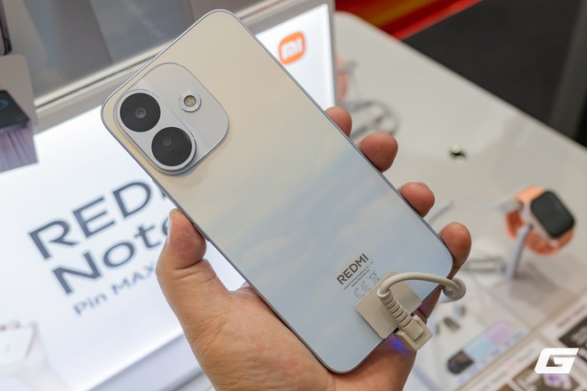 Các mẫu REDMI Note 17 tiêu chuẩn với màn hình AMOLED