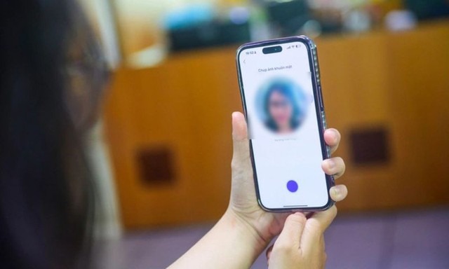Minh họa bảo vệ tài khoản ngân hàng trên thiết bị di động