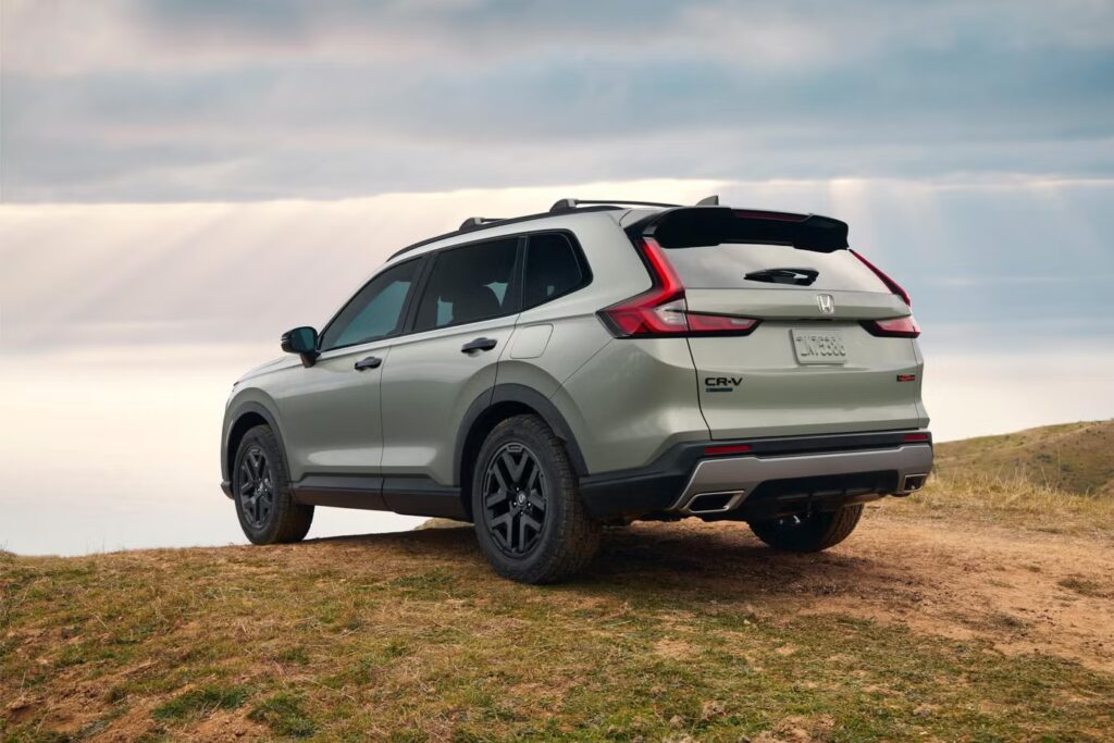 Mẫu SUV Honda CR-V nhìn từ phía trước
