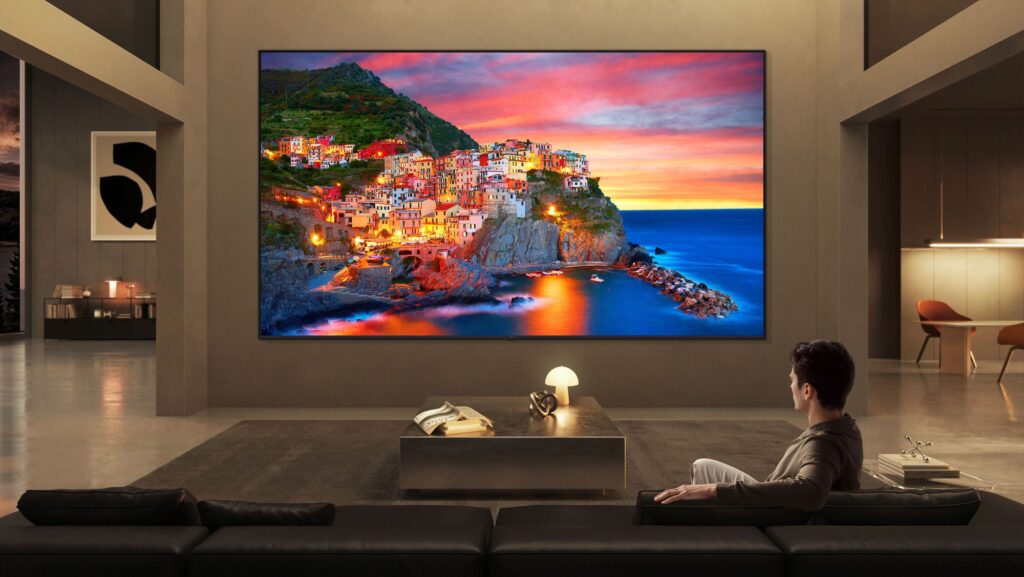 Giao diện giải trí và tính năng chơi game trên TV LG RGB evo