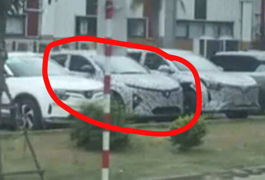 Phần đầu xe VinFast VF 6 facelift với cụm đèn có thiết kế mới