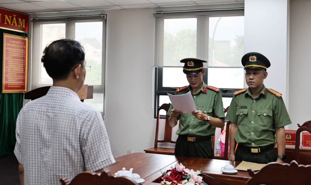 Hình minh họa hoạt động cài đặt phần mềm máy tính trên thiết bị