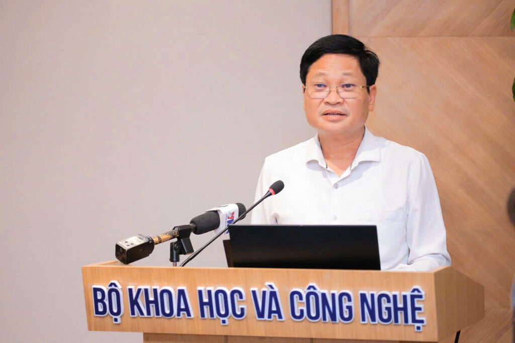 Toàn cảnh buổi họp báo thường kỳ tháng 8 năm 2026