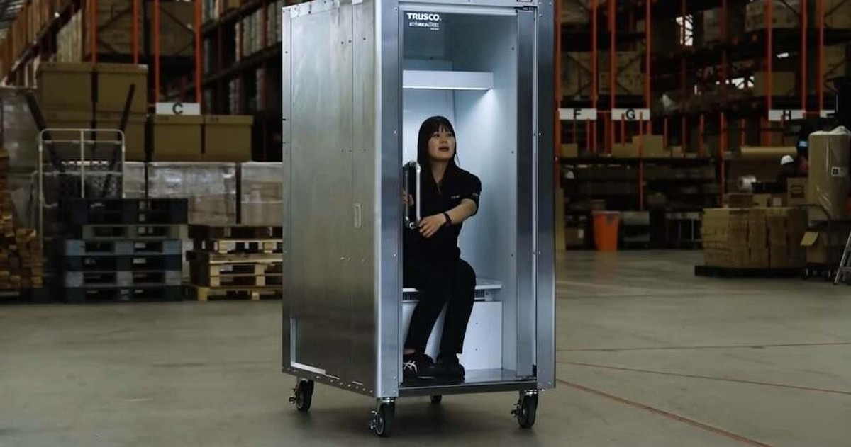 Thiết bị Do Hiemon Box bằng thép không gỉ đặt trong không gian sử dụng
