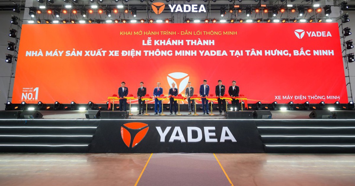 Đại diện YADEA tại một sự kiện trao đổi về đầu tư và phát triển xe điện tại Việt Nam