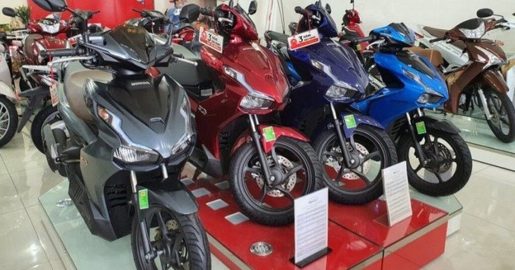 Honda Icon e: được trưng bày tại khu vực bán xe máy