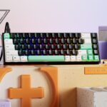 Bàn phím Razer Reclusa X Mini 65% với thiết kế nhỏ gọn trên mặt bàn