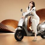 Kymco KR125 với thiết kế tay ga cổ điển trong ảnh giới thiệu
