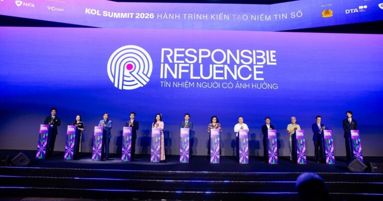 Khách mời tham quan khu vực trải nghiệm tại KOL Summit 2026