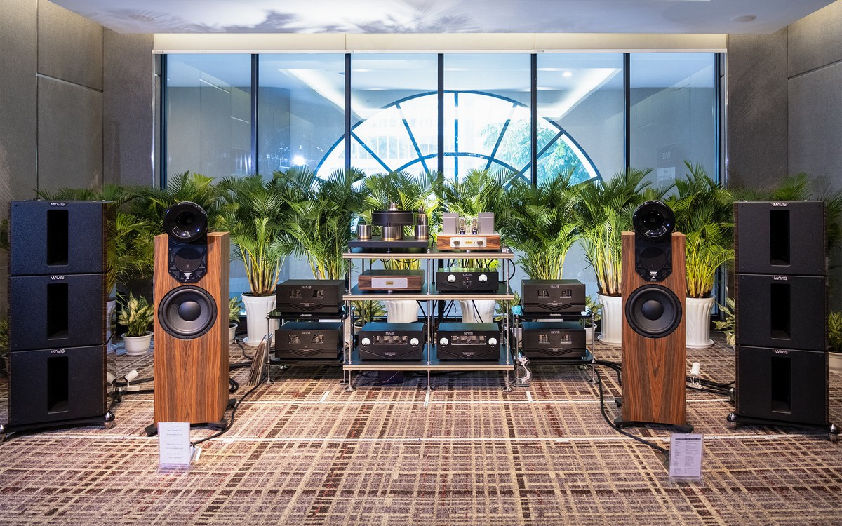 Toàn cảnh hệ thống loa Maestoso Horn Speaker tại khu trưng bày AV Show 2026