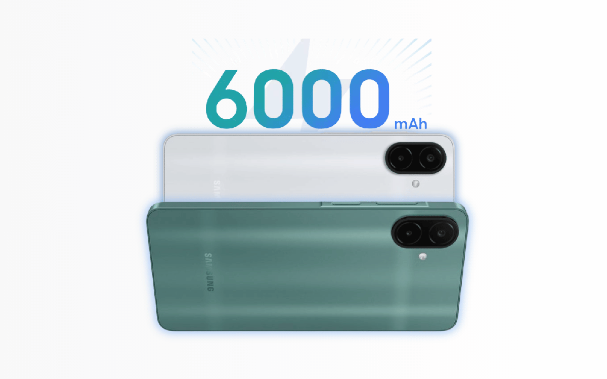 Điện thoại Samsung Galaxy A08 hiển thị mặt trước với màn hình lớn
