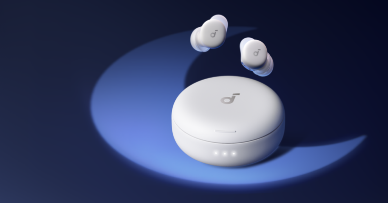 Tai nghe ngủ Anker soundcore Sleep A30 đặt cạnh hộp sạc