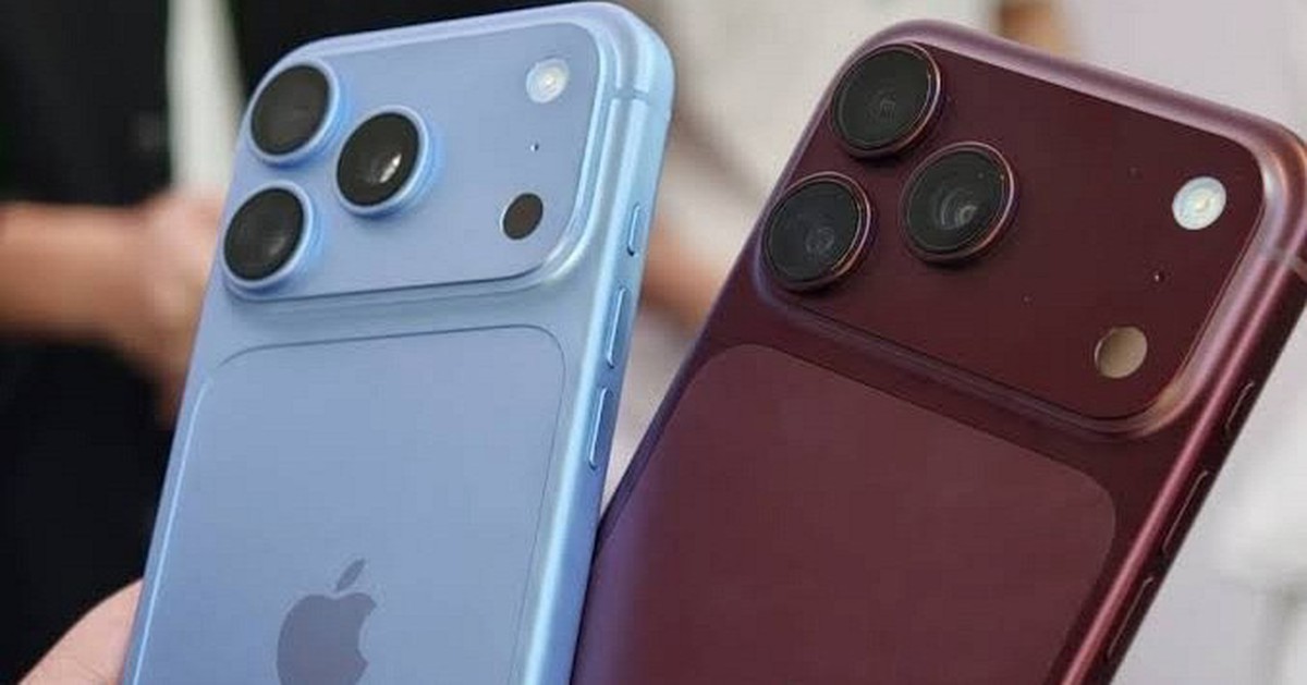 Người dùng thao tác trên màn hình iPhone 18 Pro nhưng thiết bị không phản hồi