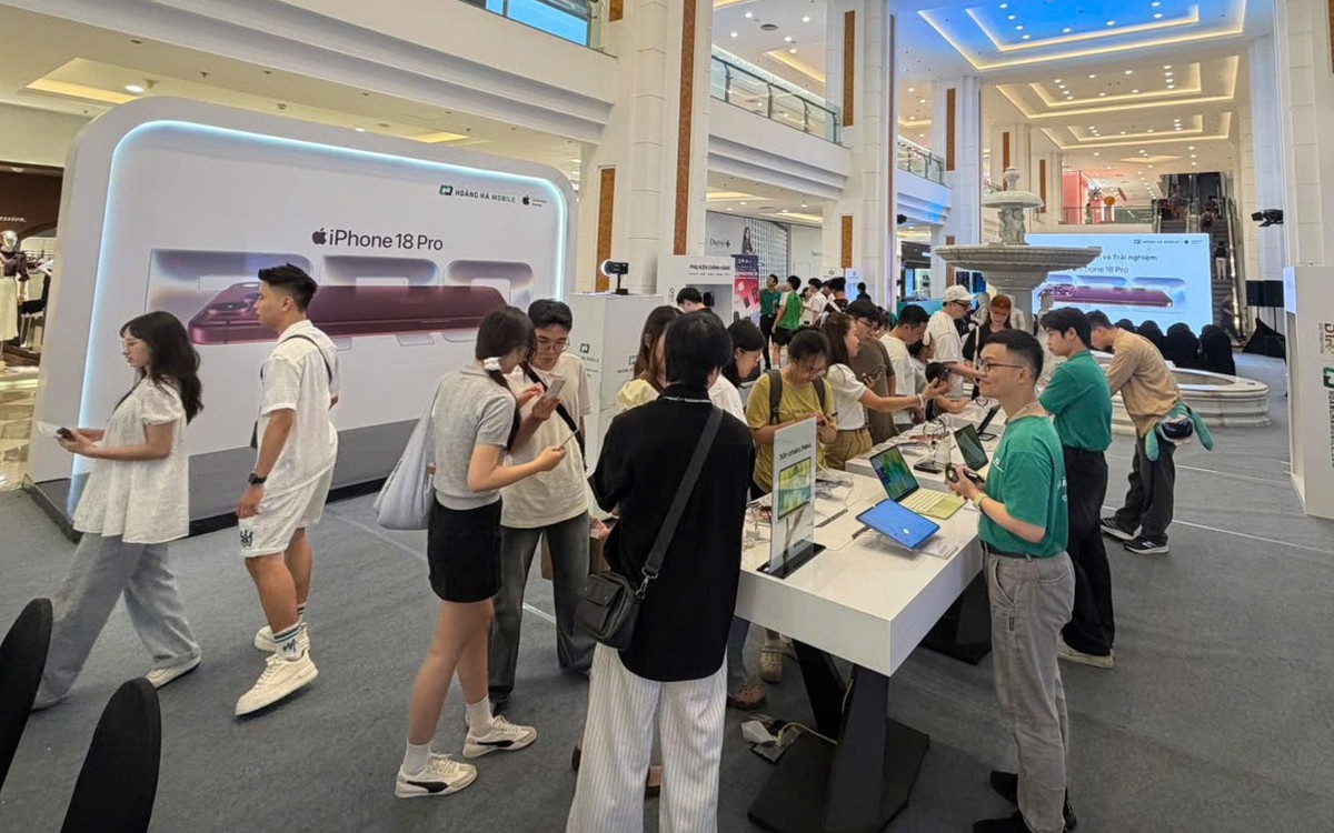 Bốn màu sắc của iPhone 18 Pro Max được đặt cạnh nhau
