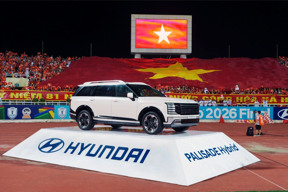 Hyundai Palisade Hybrid xuất hiện tại sân Mỹ Đình trong ASEAN Hyundai Cup