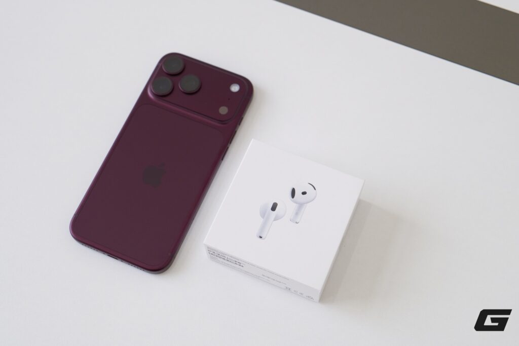 Mặt sau hộp AirPods 5 ghi thông tin phiên bản hộp sạc và cáp USB-C