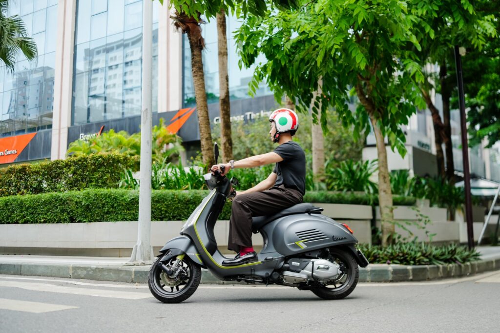 Màn hình Full LCD và các chi tiết công nghệ trên xe