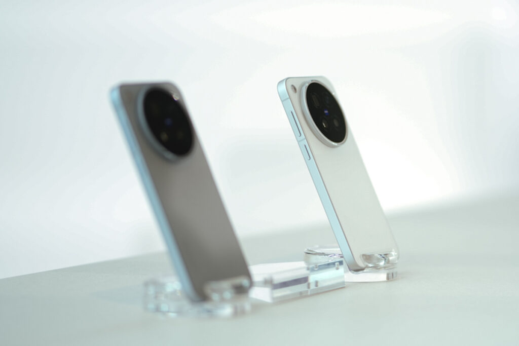 vivo X500 phiên bản tiêu chuẩn với thiết kế cụm camera mới