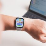 REDMI Watch 6 Active và Watch 6 Lite được đặt cạnh nhau để so sánh