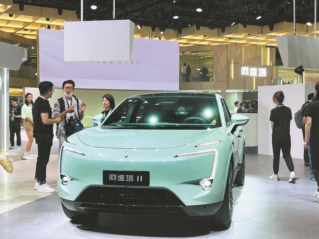 Bảng giá ba phiên bản BYD Seal do nhà phân phối tại Thái Lan công bố