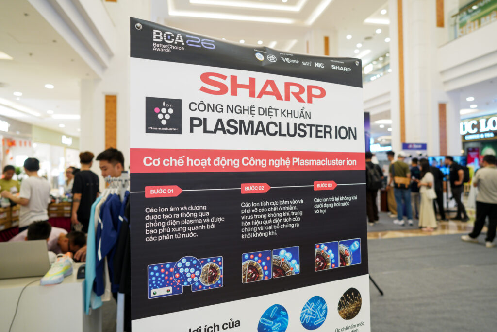 Máy lọc không khí Sharp Purefit tại khu vực trải nghiệm