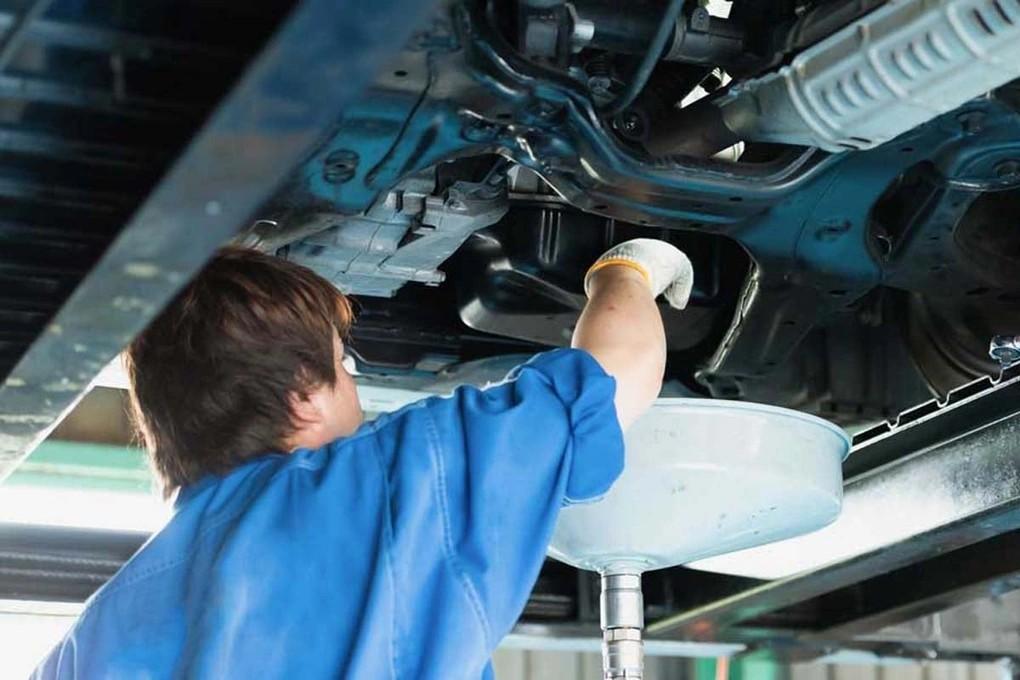 Xe điện đang đỗ tại khu vực trạm sạc ở Trung Quốc