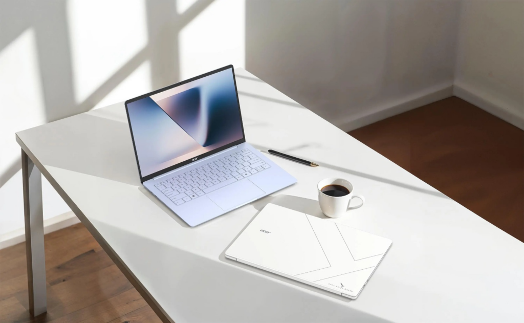 Acer Swift Blade 14 hiển thị màn hình tỷ lệ 16:10 với viền mỏng