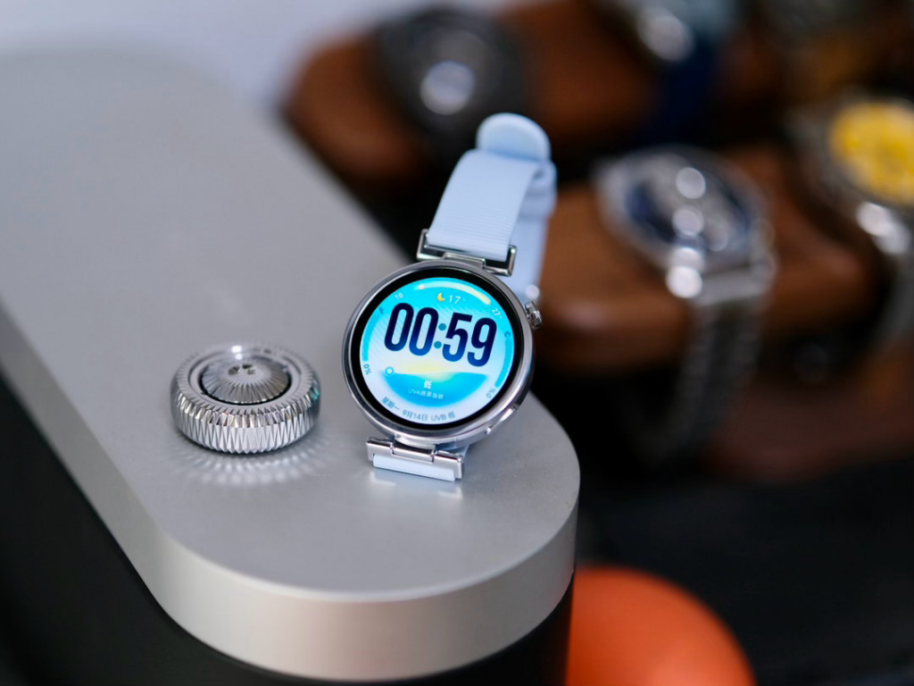 Màn hình AMOLED tròn của Xiaomi Watch S5 41mm hiển thị giao diện HyperOS 4