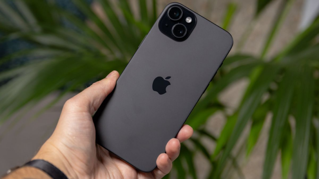 Các phiên bản màu của iPhone 15 gồm xanh, hồng, đen và vàng