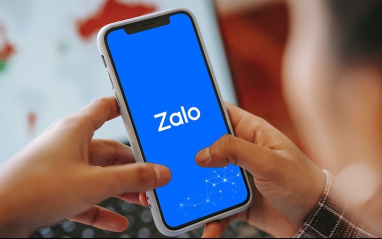 Màn hình Zalo hiển thị cảnh báo đăng nhập từ thiết bị khác