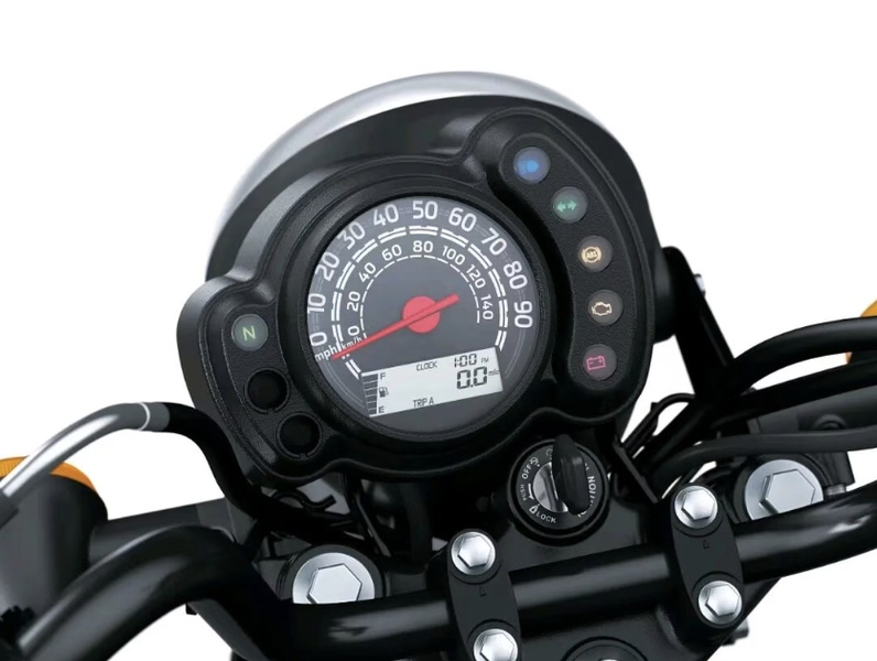 Kawasaki W175 LTD màu đen với yên bậc thang và vành đúc