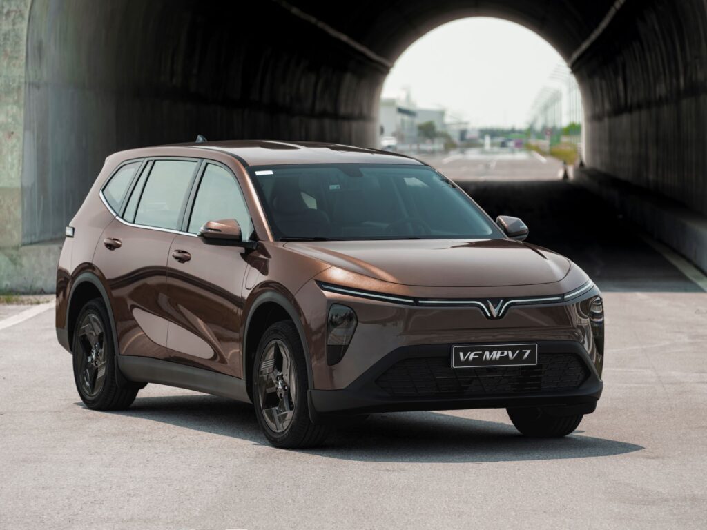 Khoang nội thất ba hàng ghế của VinFast VF MPV 7