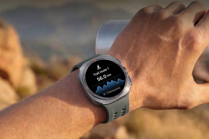 Galaxy Watch Ultra2 hiển thị dữ liệu độ sâu và thời gian lặn dưới nước