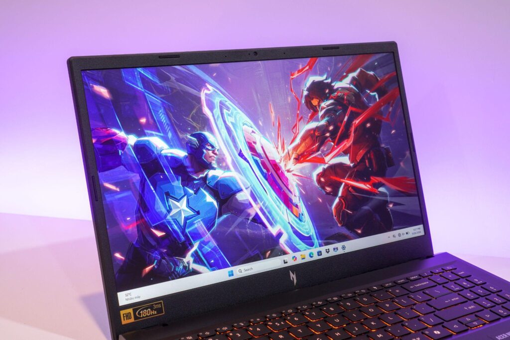 Acer Nitro ProPanel phiên bản dùng GPU RTX 5050