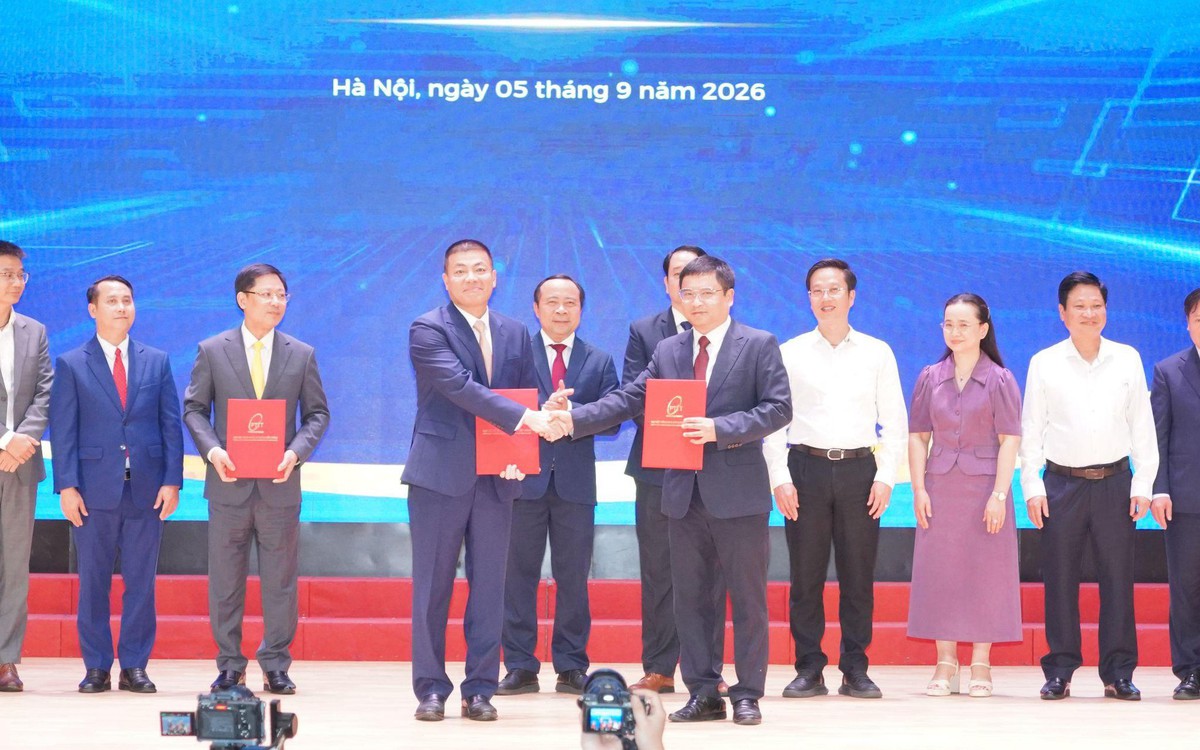 Đại diện VNPT và PTIT tại lễ ký thỏa thuận hợp tác phát triển AI trong giáo dục