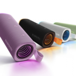 Loa Xiaomi Sound Outdoor trong bối cảnh sử dụng ngoài trời