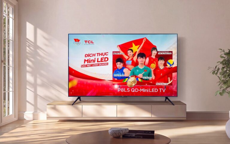 TV TCL P8LS được giới thiệu trong bối cảnh đồng hành cùng các tuyển thủ Việt Nam tại ASIAD 2026